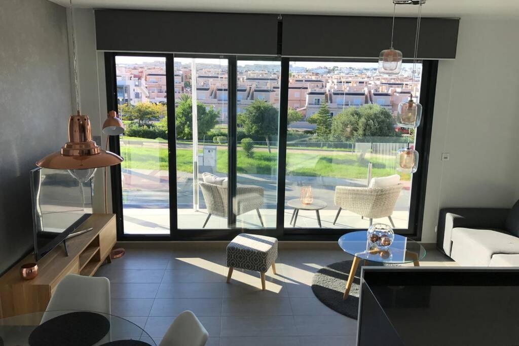 Sun Terrace Apartment Torrevieja Exterior photo